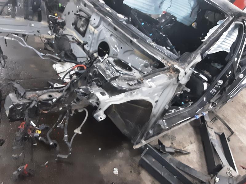 BINNENSPATBORD VOOR LINKS Bmw 1 F40 7/19+