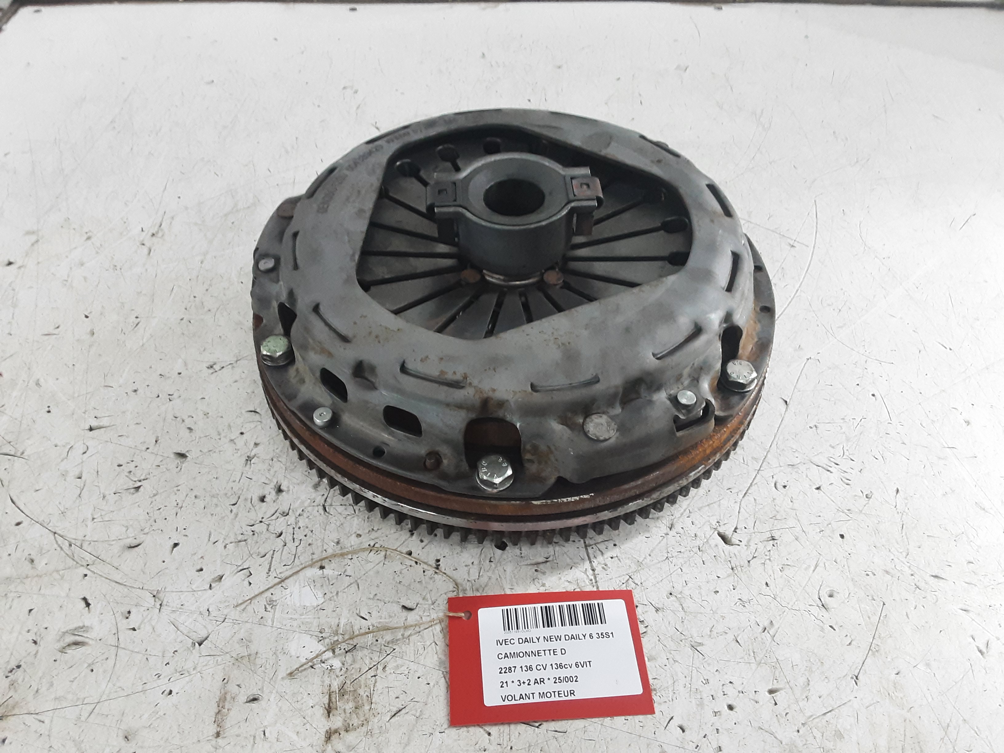 VOLANT-MOTEUR Iveco DAILY