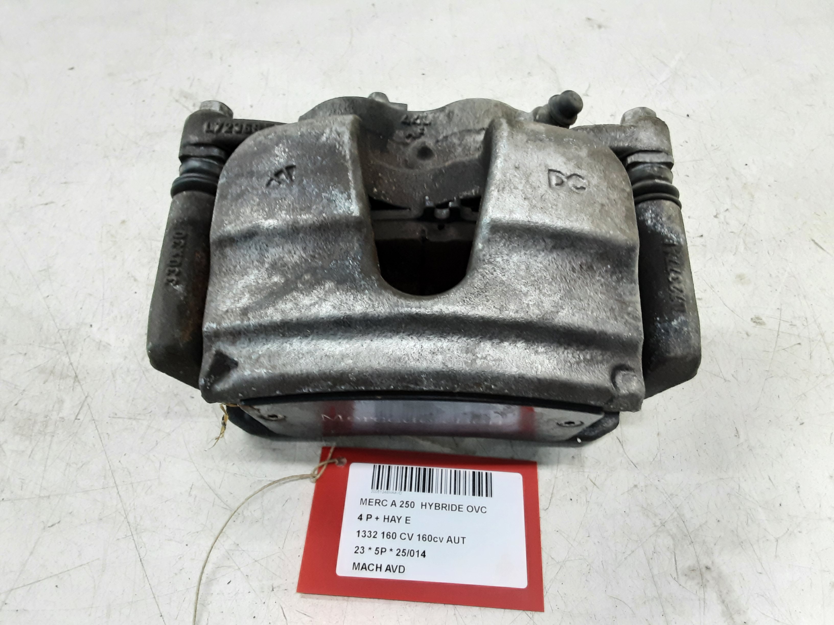 REMKLAUW VOOR RECHTS