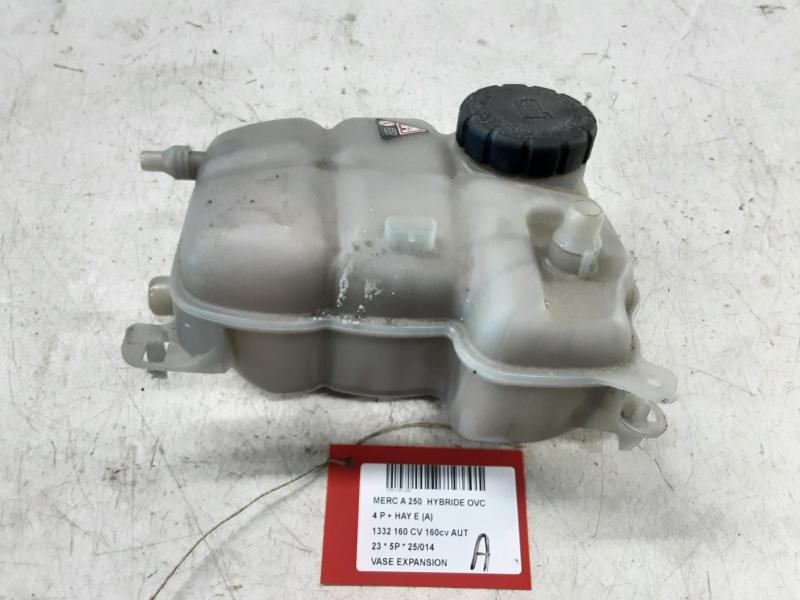 EXPANSIERESERVOIR Mercedes-Benz 