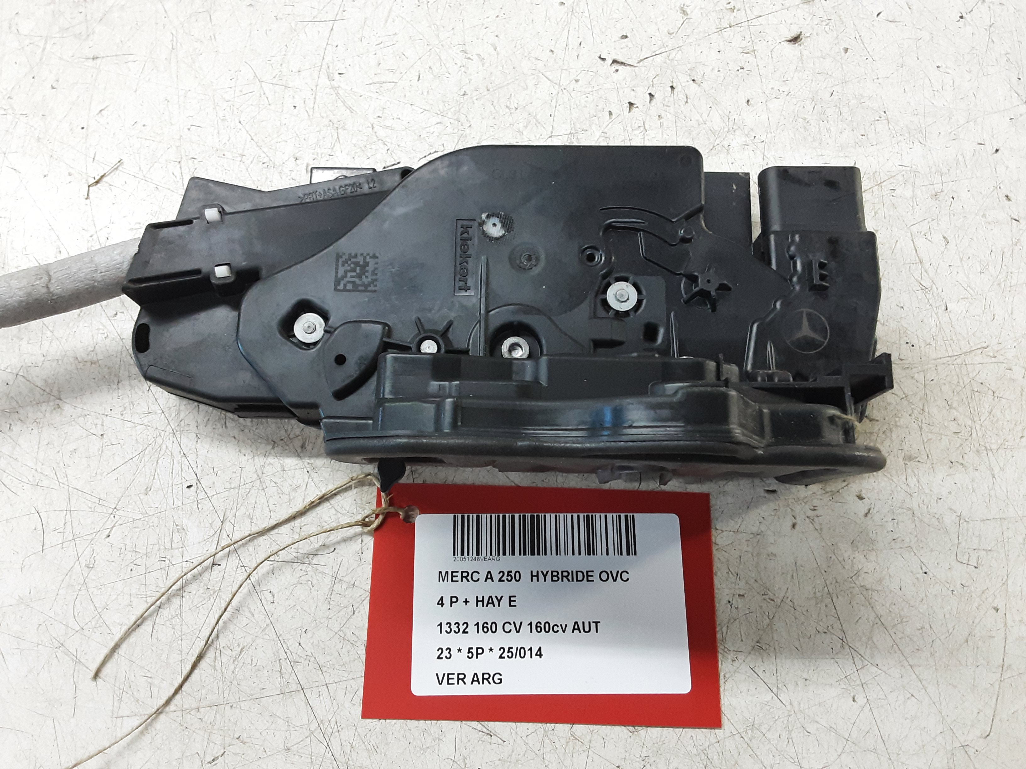 VERGRENDELING ACHTER LINKS