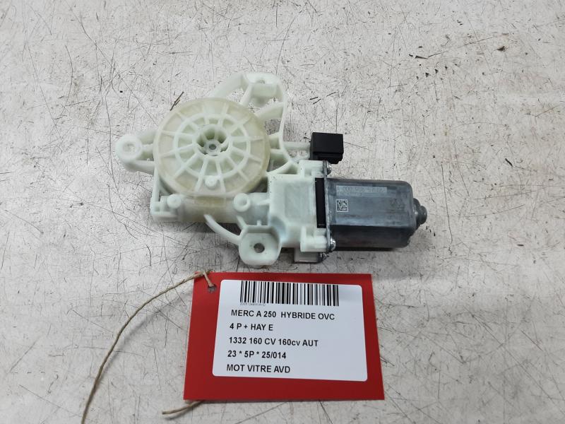 MOTEUR DE VITRE DE PORTE AVANT DROITE Mercedes-Benz 