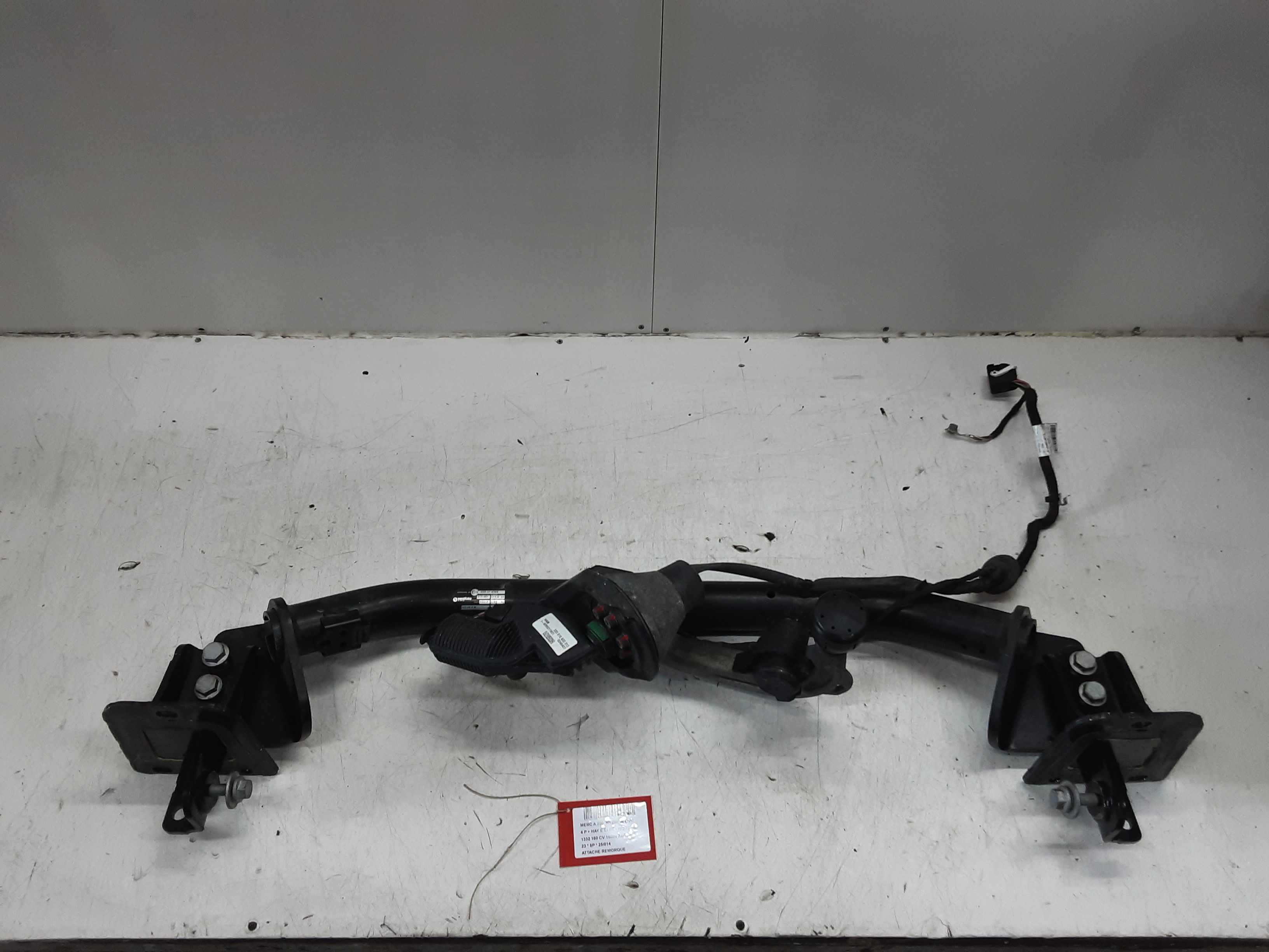 TOW BARS