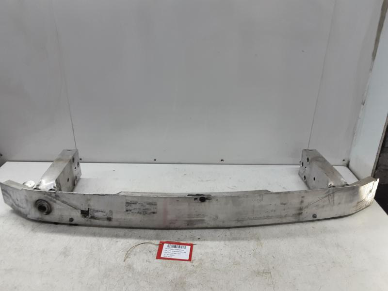 BUMPERBALK VOOR Mercedes-Benz 