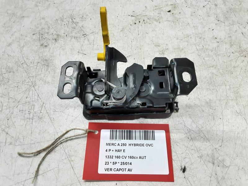 VERGRENDELING MOTORKAP Mercedes-Benz 