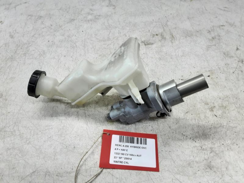 MAÎTRE CYLINDRE Mercedes-Benz 