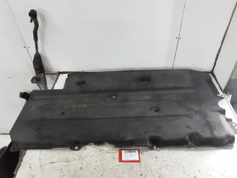 PLASTIEKE BESCHERMPLAAT ONDER AUTO RECHTS Volvo XC40 3/18+