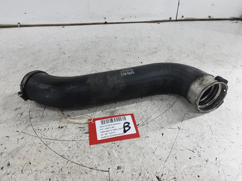 INTERCOOLER SCHLAUCH Volvo XC40 3/18+