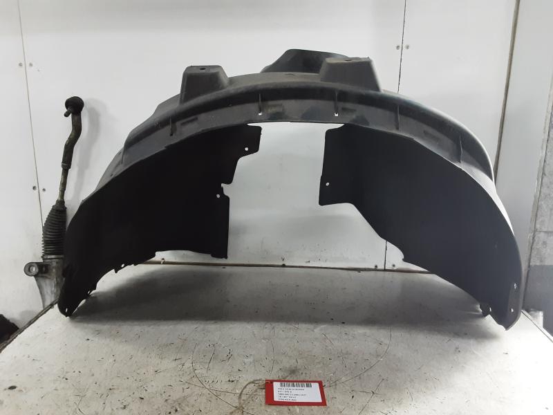 BINNEN SPATBORD LINKS VOOR Volvo XC40 3/18+