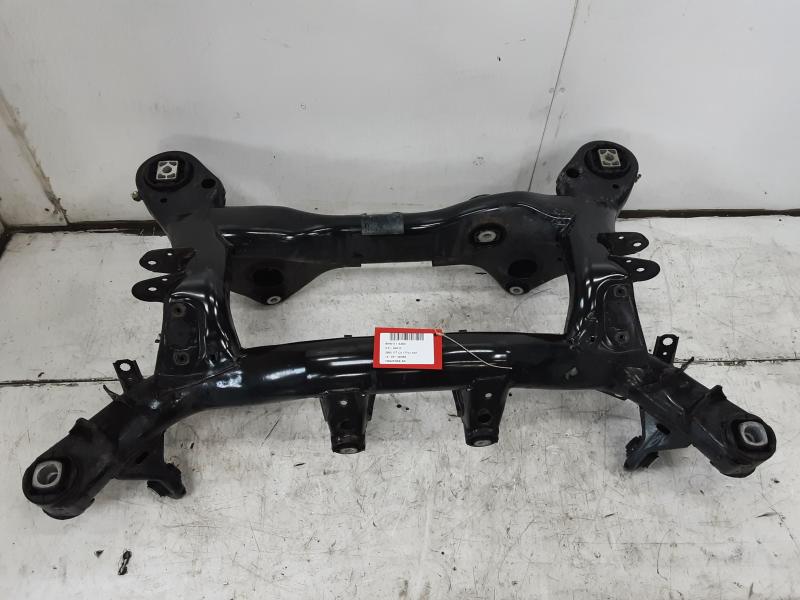 TRAVERSE ARRIERE Bmw X1 E84 10/09 - 12