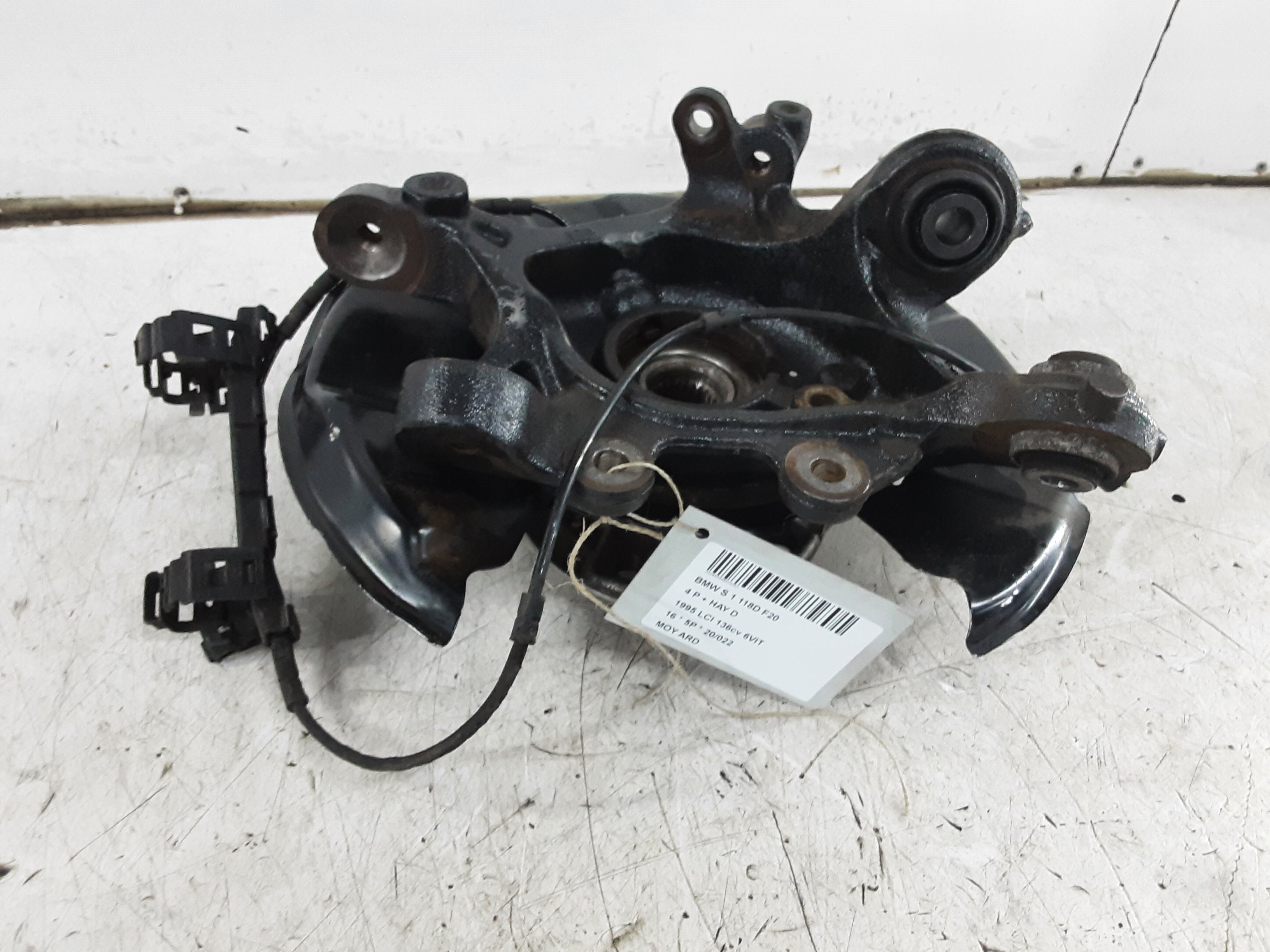 RADNABE HINTEN RECHTS