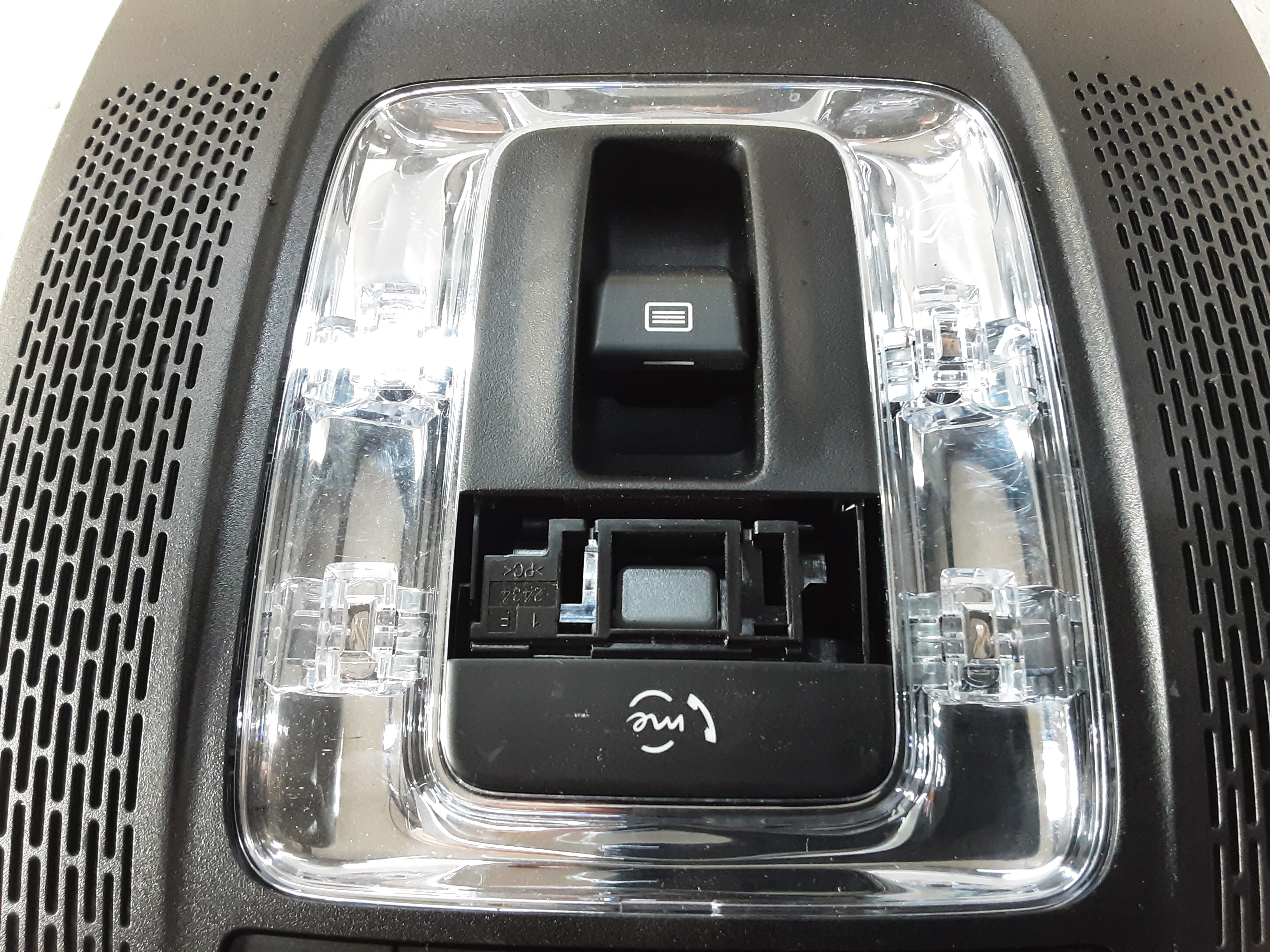 BINNENVERLICHTING Mercedes-Benz A W177 18 - 2/23