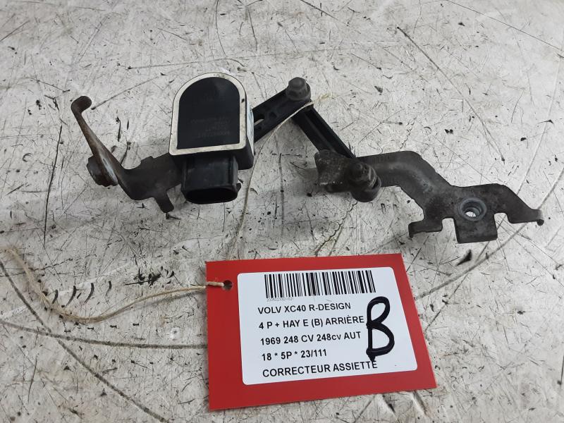 CORRECTEUR ASSIETTE Volvo XC40 3/18+