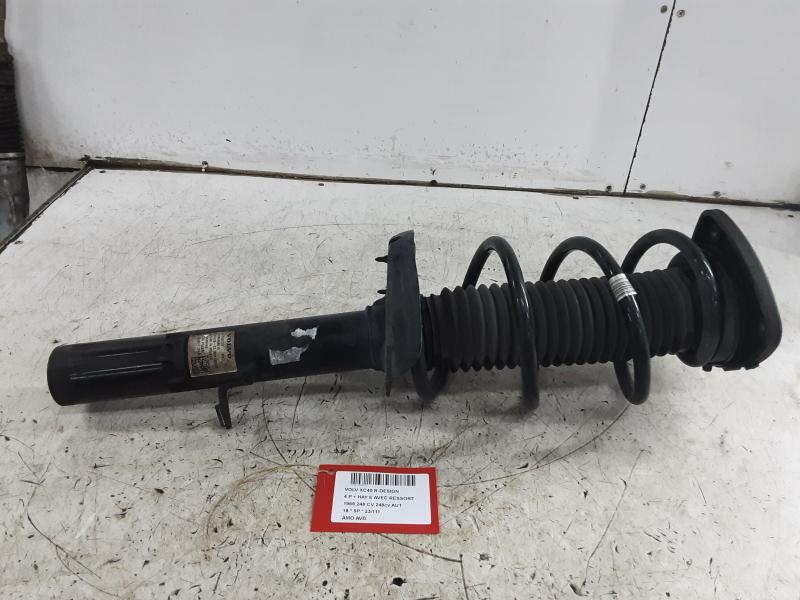 FEDERBEIN VORNE RECHTS Volvo XC40 3/18+