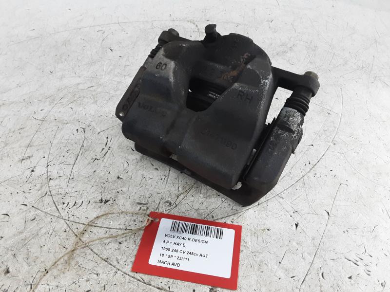 REMKLAUW VOOR RECHTS Volvo XC40 3/18+