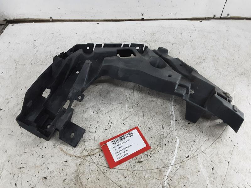 SUPPORT PARE-CHOCS ARRIERE DROITE Volvo XC40 3/18+