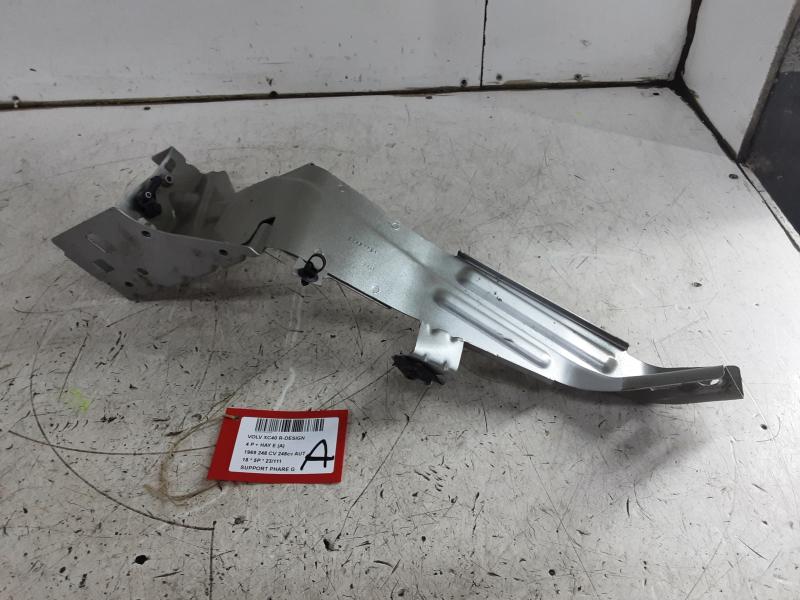 SUPPORT DE PHARE AVANT GAUCHE Volvo XC40 3/18+