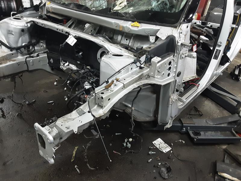BINNENSPATBORD VOOR LINKS Volvo XC40 3/18+