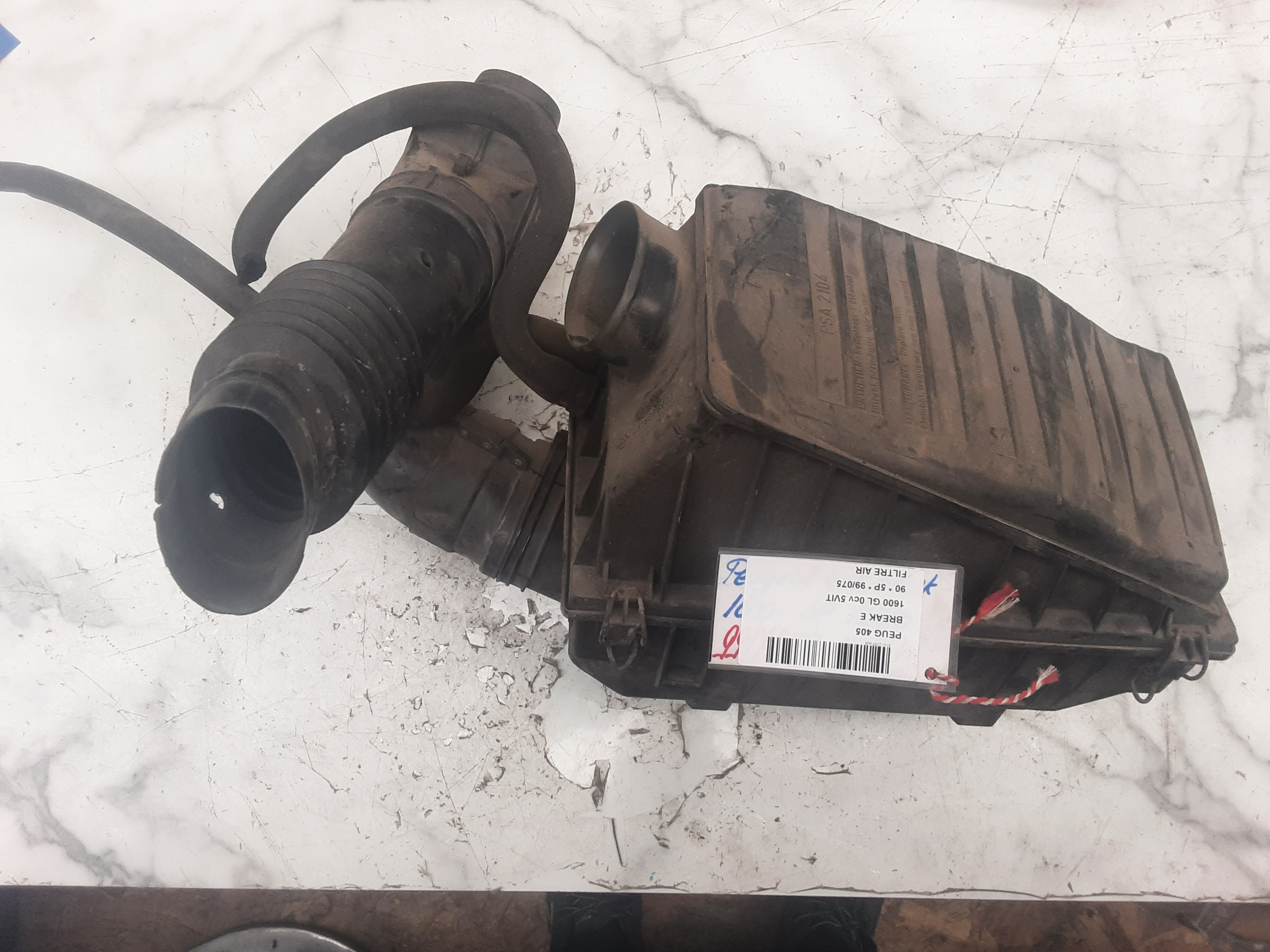 LUCHTFILTER Peugeot 405