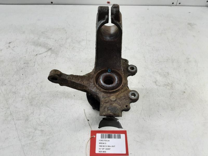 WIELNAAF VOOR LINKS Ford FOCUS (3) 08 - 02/11