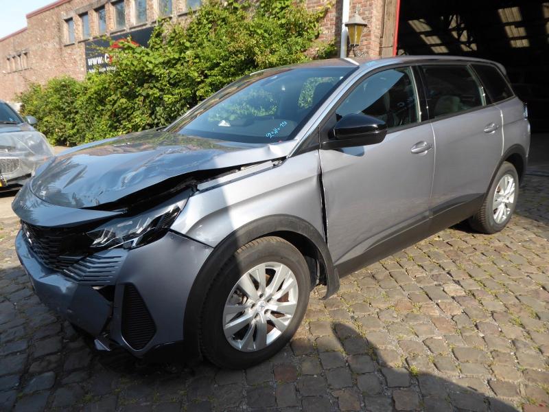 PEUGEOT 5008 Active Pack