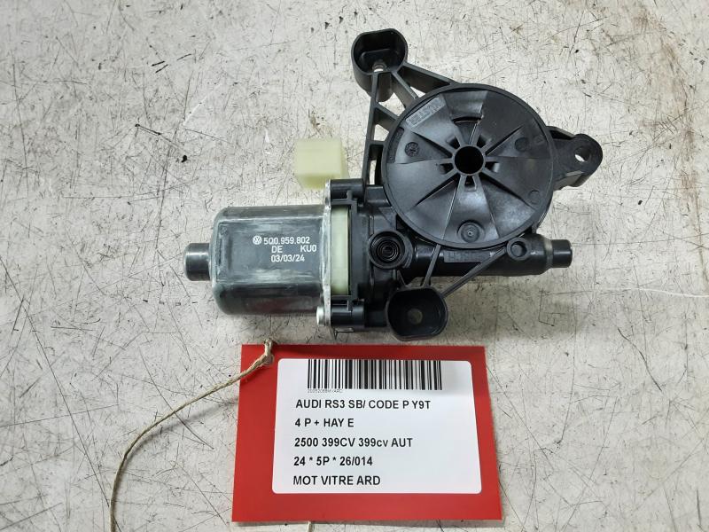 MOTEUR DE VITRE DE PORTE ARRIERE DROITE Audi RS3 2019+