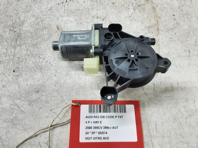 MOTEUR DE VITRE DE PORTE AVANT DROITE Audi RS3 2019+