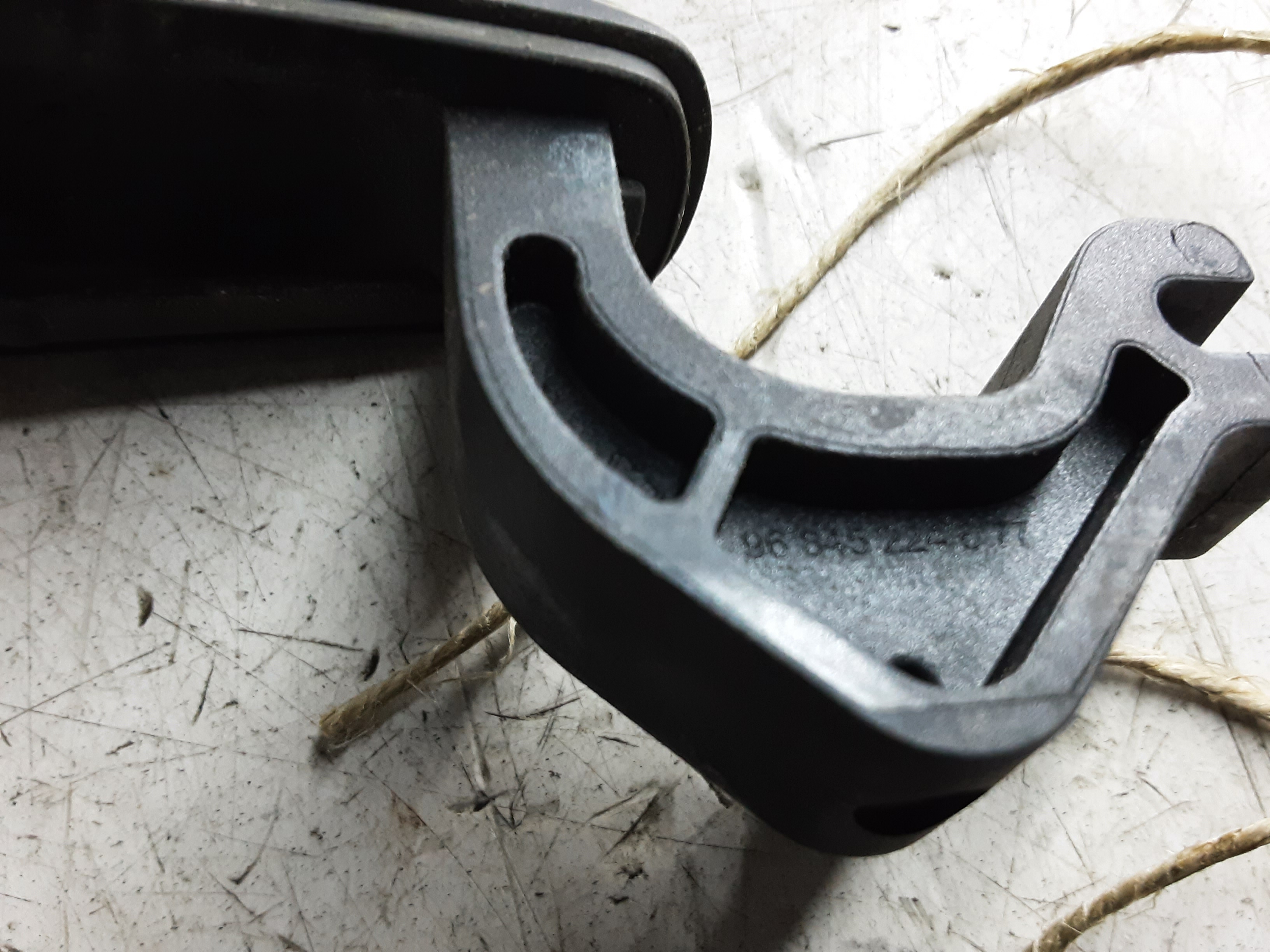 DEURGREEP VOOR RECHTS