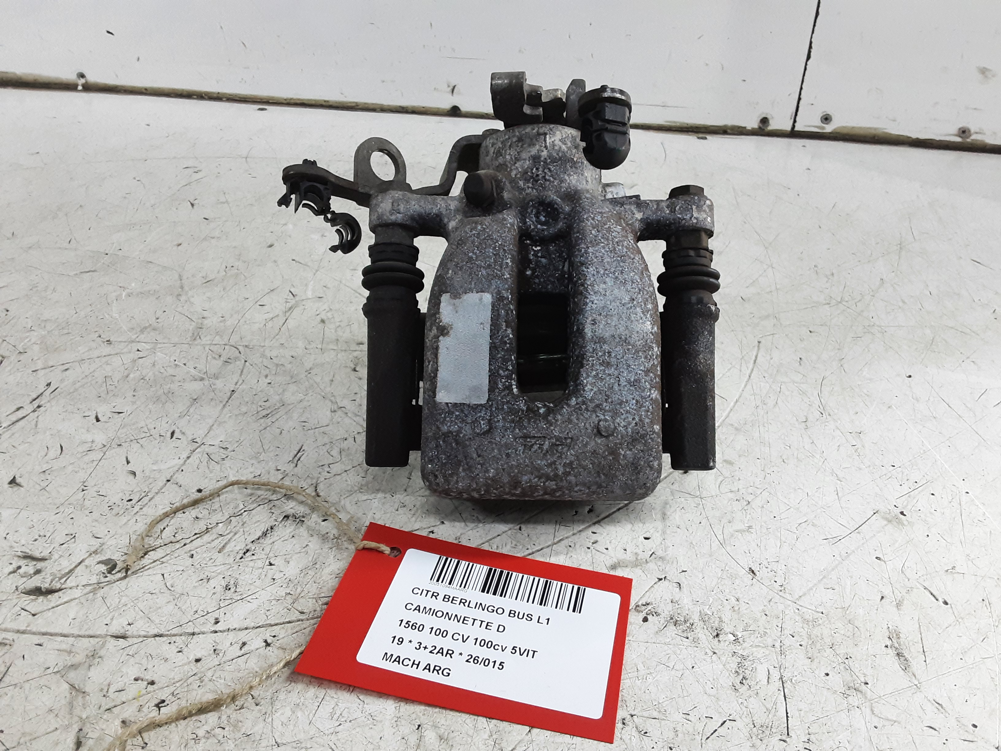 REMKLAUW ACHTER LINKS