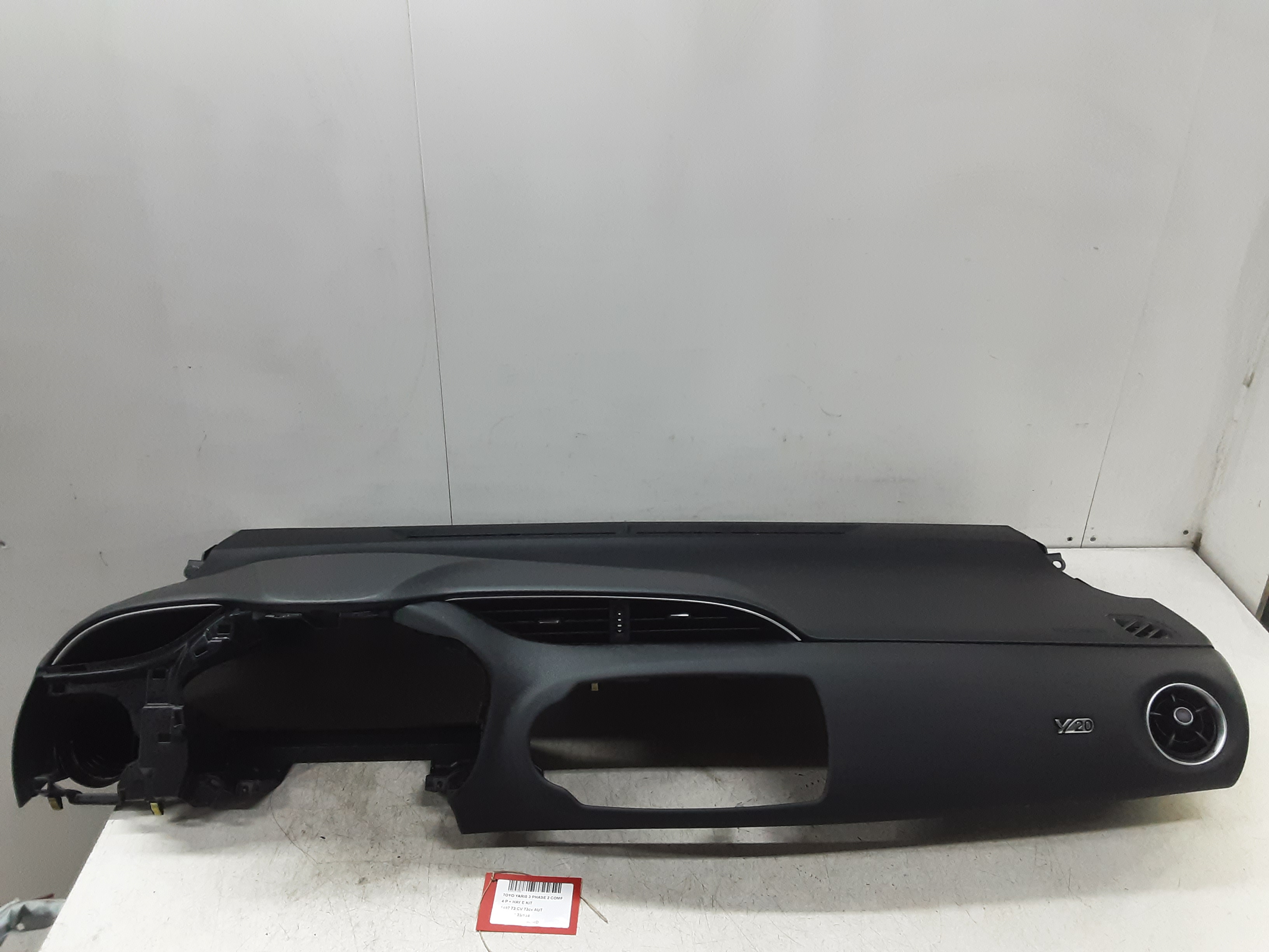 TABLEAU DE BORD Toyota YARIS (5) 9/14 - 2/20