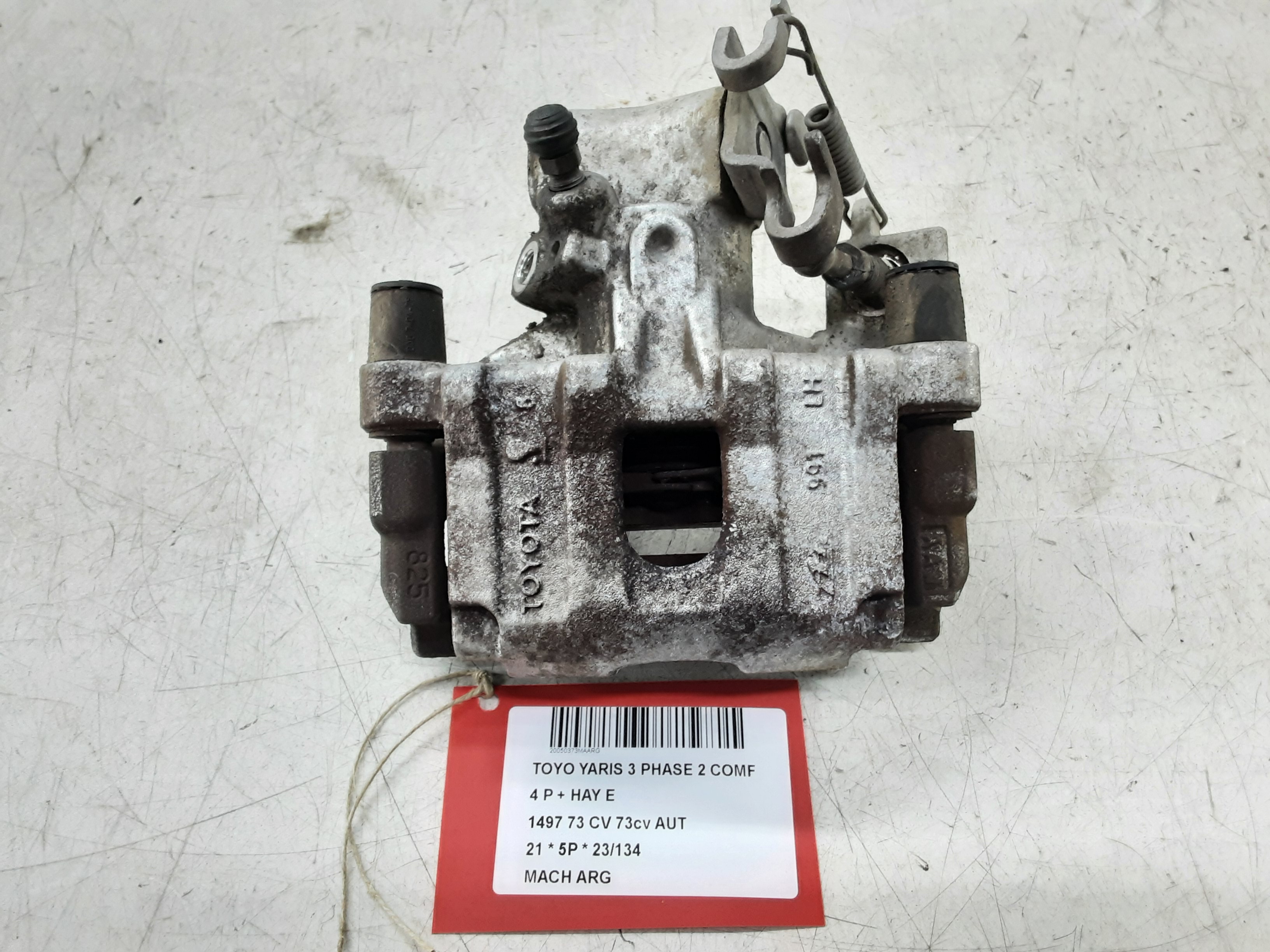 REMKLAUW ACHTER LINKS