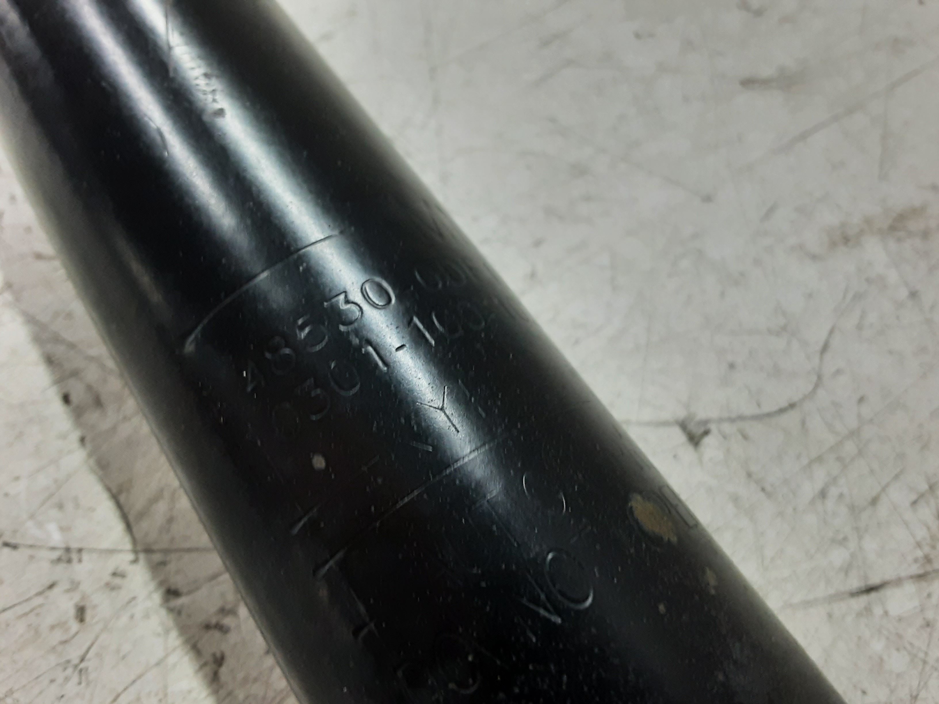 SCHOKBREKER ACHTER LINKS