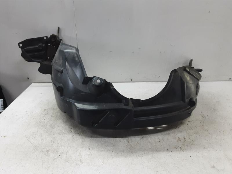 BINNEN SPATBORD LINKS VOOR Toyota YARIS (5) 9/14 - 2/20