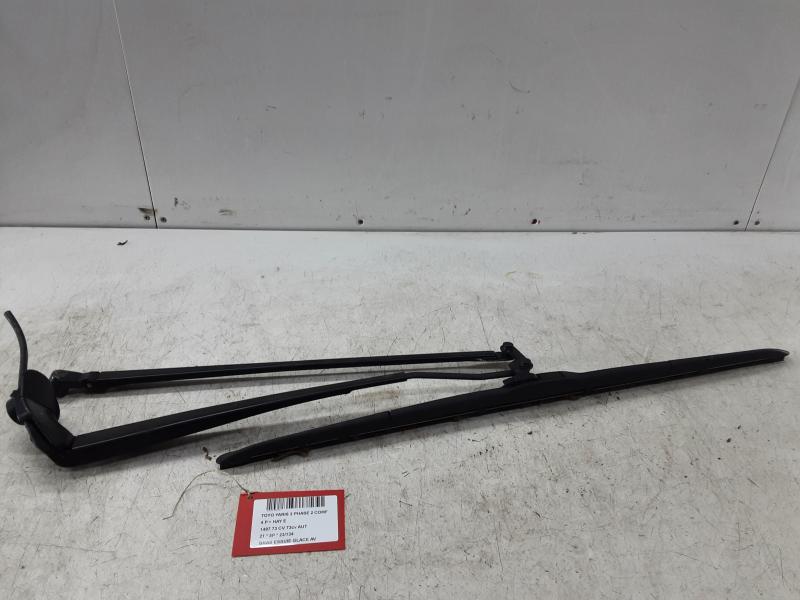 FRONT WIPER ARM Toyota YARIS (5) 9/14 - 2/20