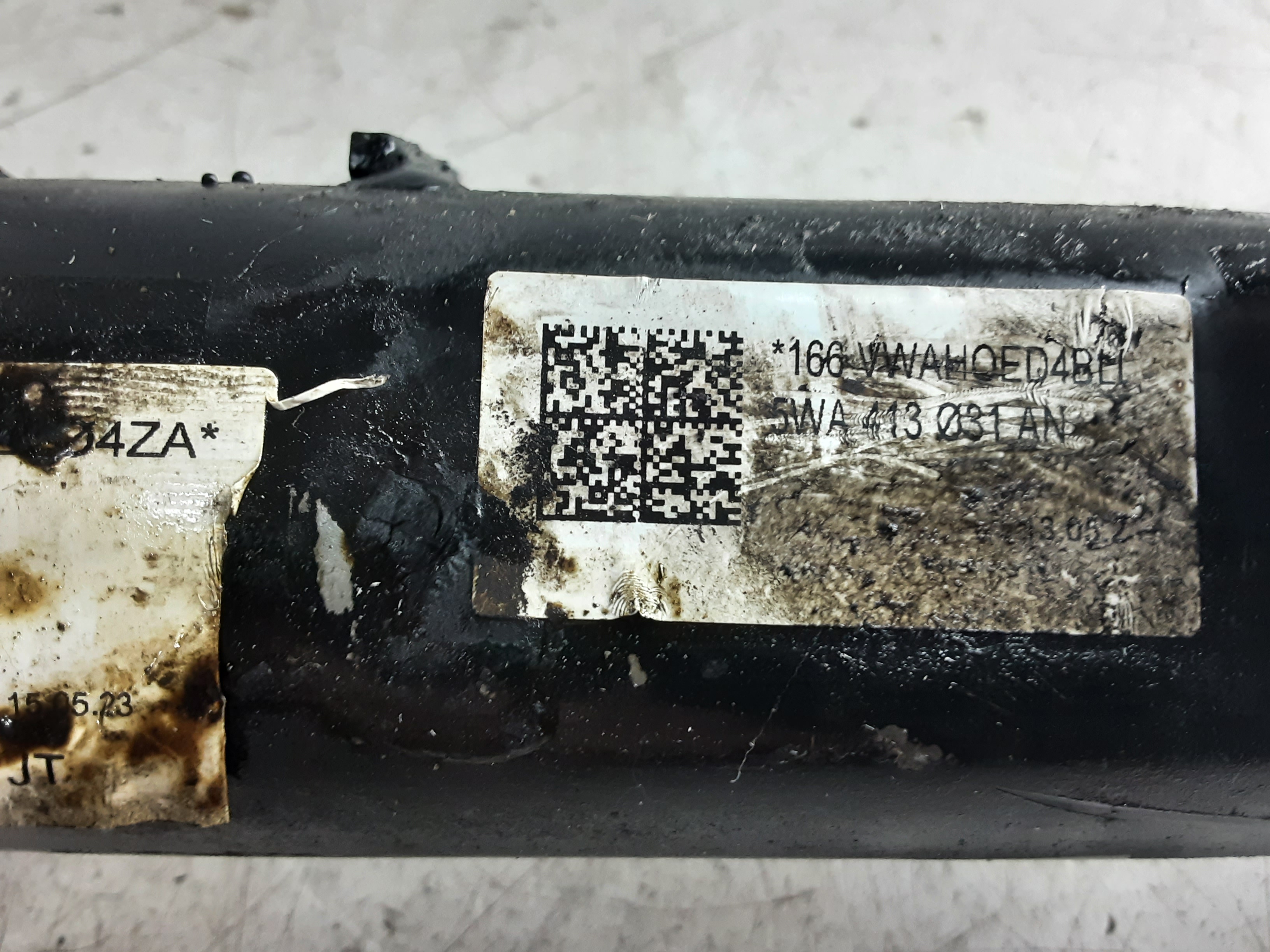 AMORTISSEUR AVANT GAUCHE