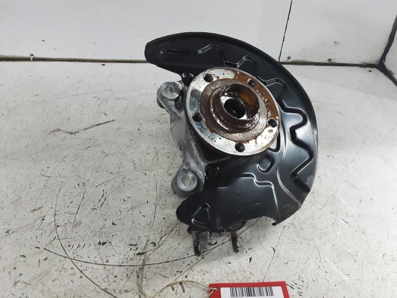 WIELNAAF VOOR LINKS Vw GOLF VIII 2/20+