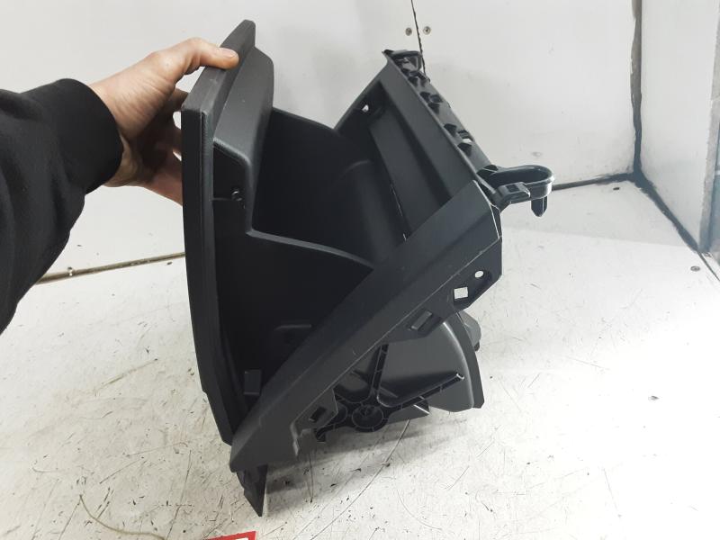 HANDSCHUHFACH Vw GOLF VIII 2/20+