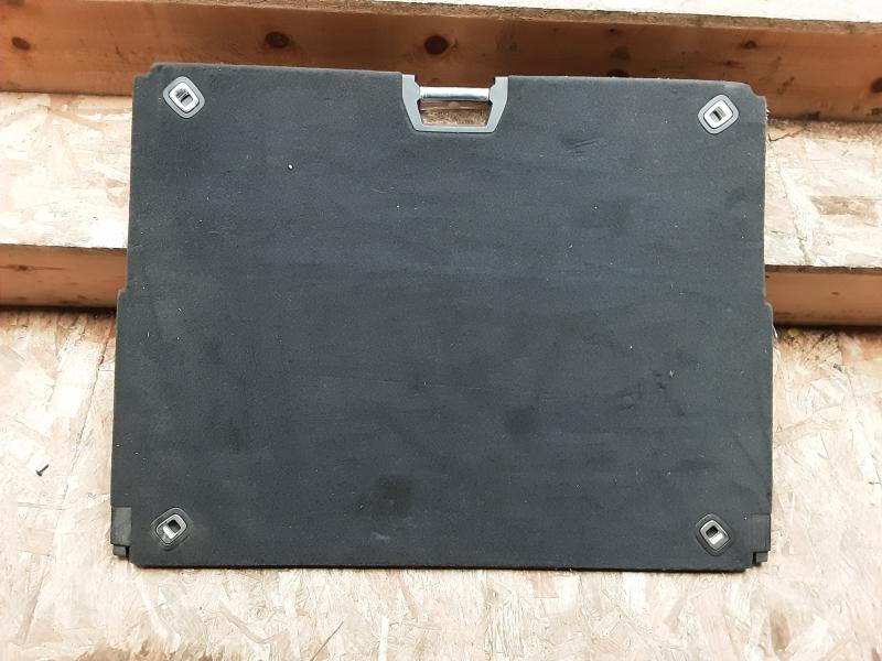 HUTABLAGE Peugeot 3008 (1) 6/09 - 16