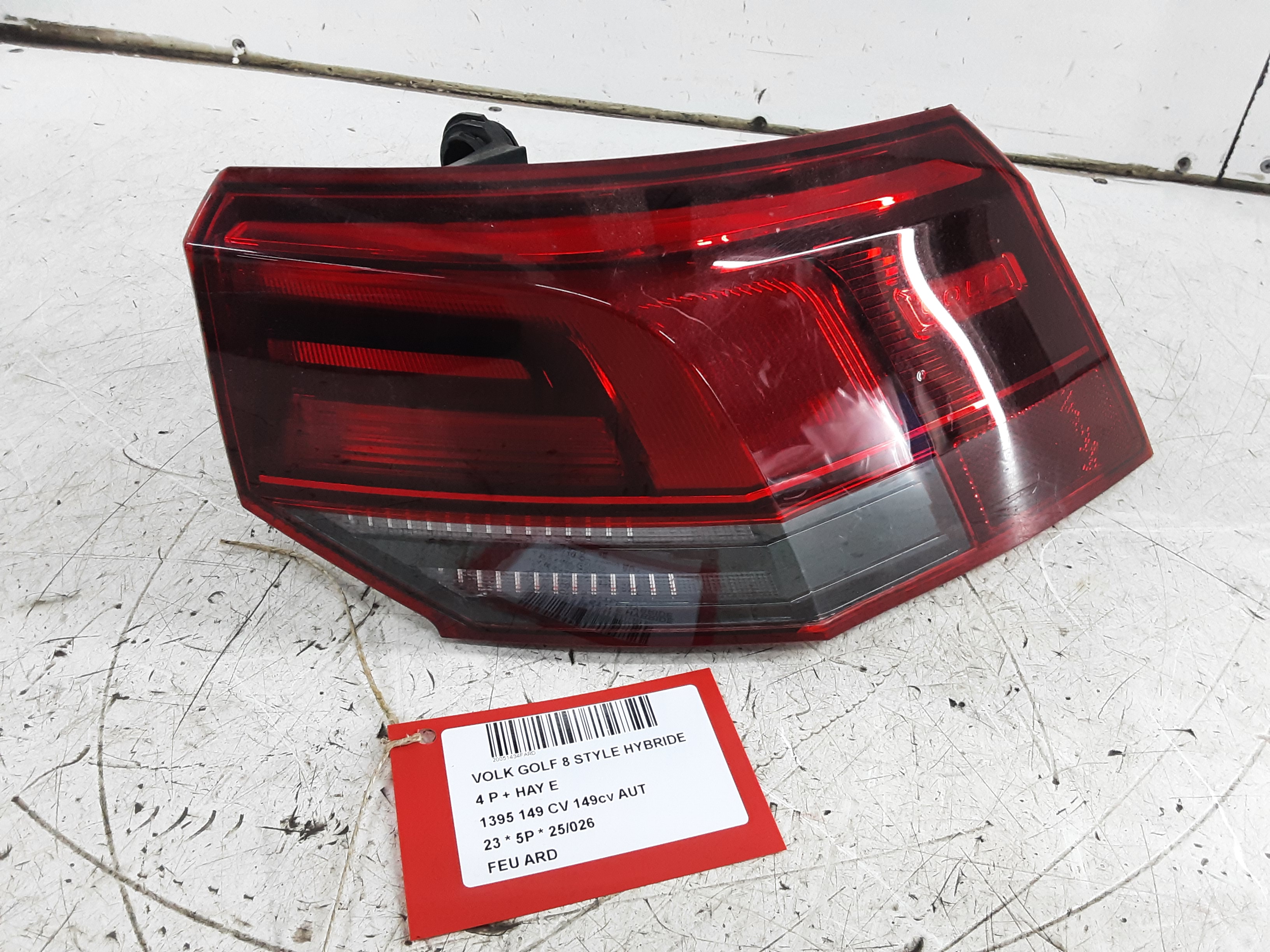 TAILLIGHT RIGHT