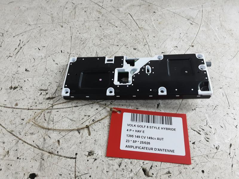 AMPLIFICATEUR D'ANTENNE Vw GOLF VIII 2/20+