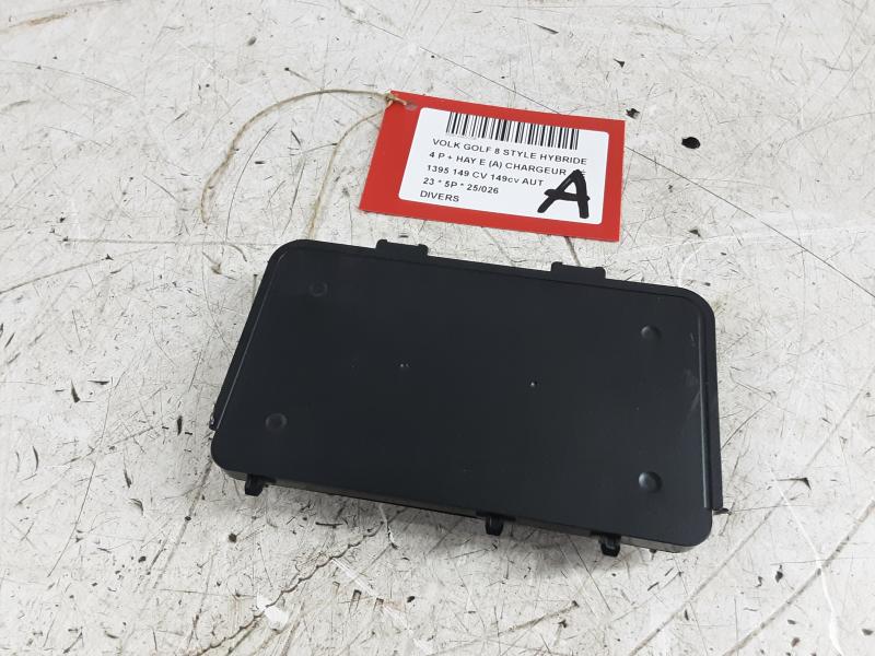 DIVERS Vw GOLF VIII 2/20+