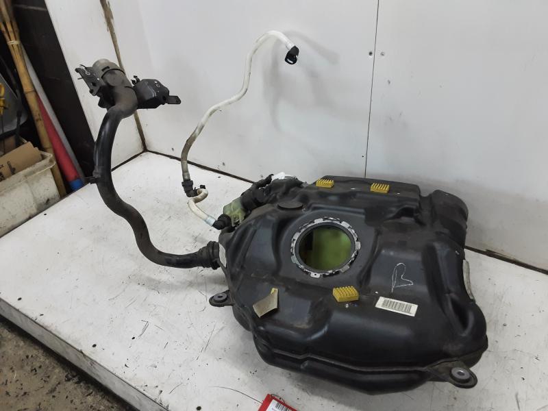 BRANDSTOFTANK BENZINE Vw GOLF VIII 2/20+