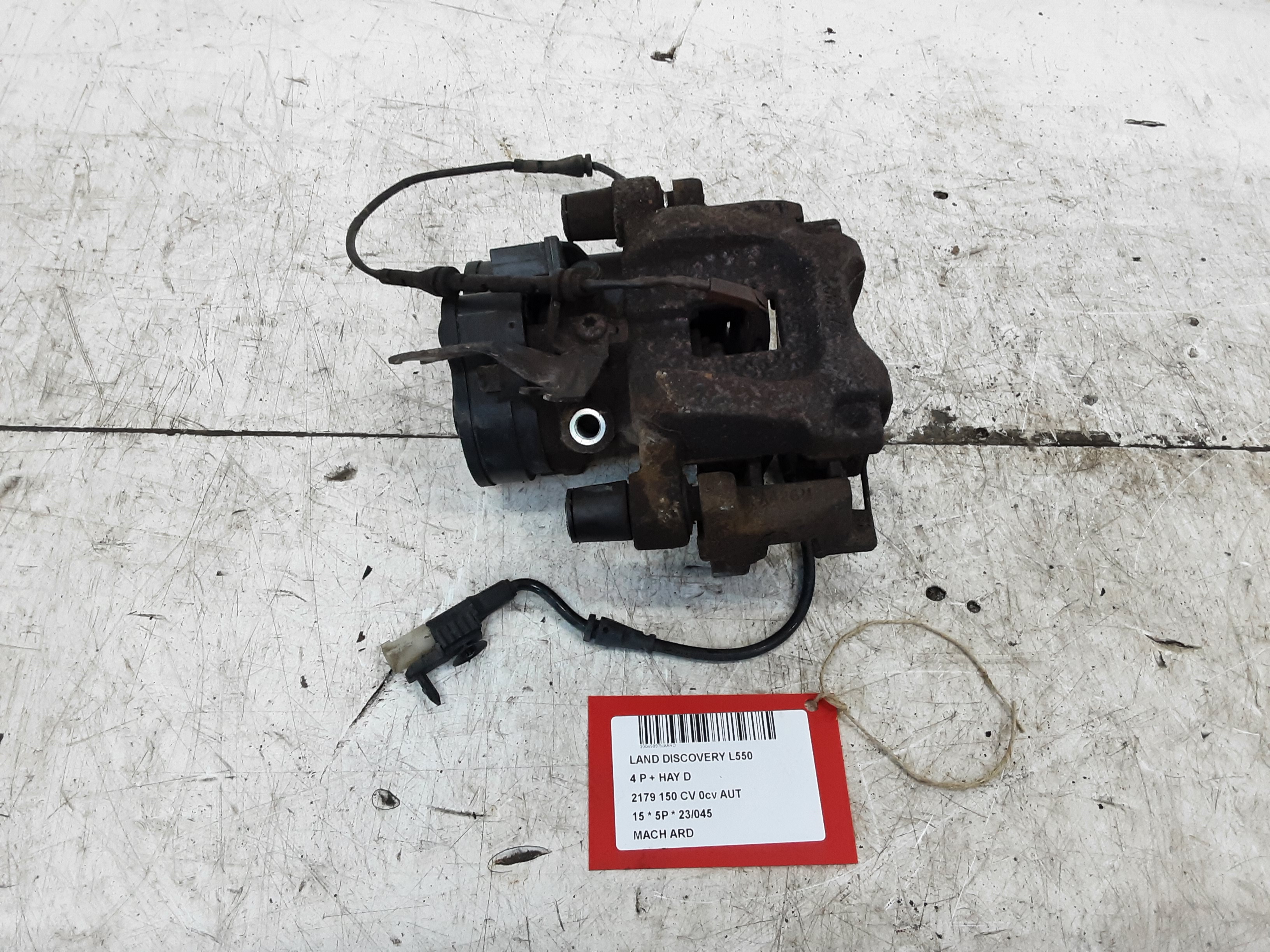 REMKLAUW ACHTER RECHTS