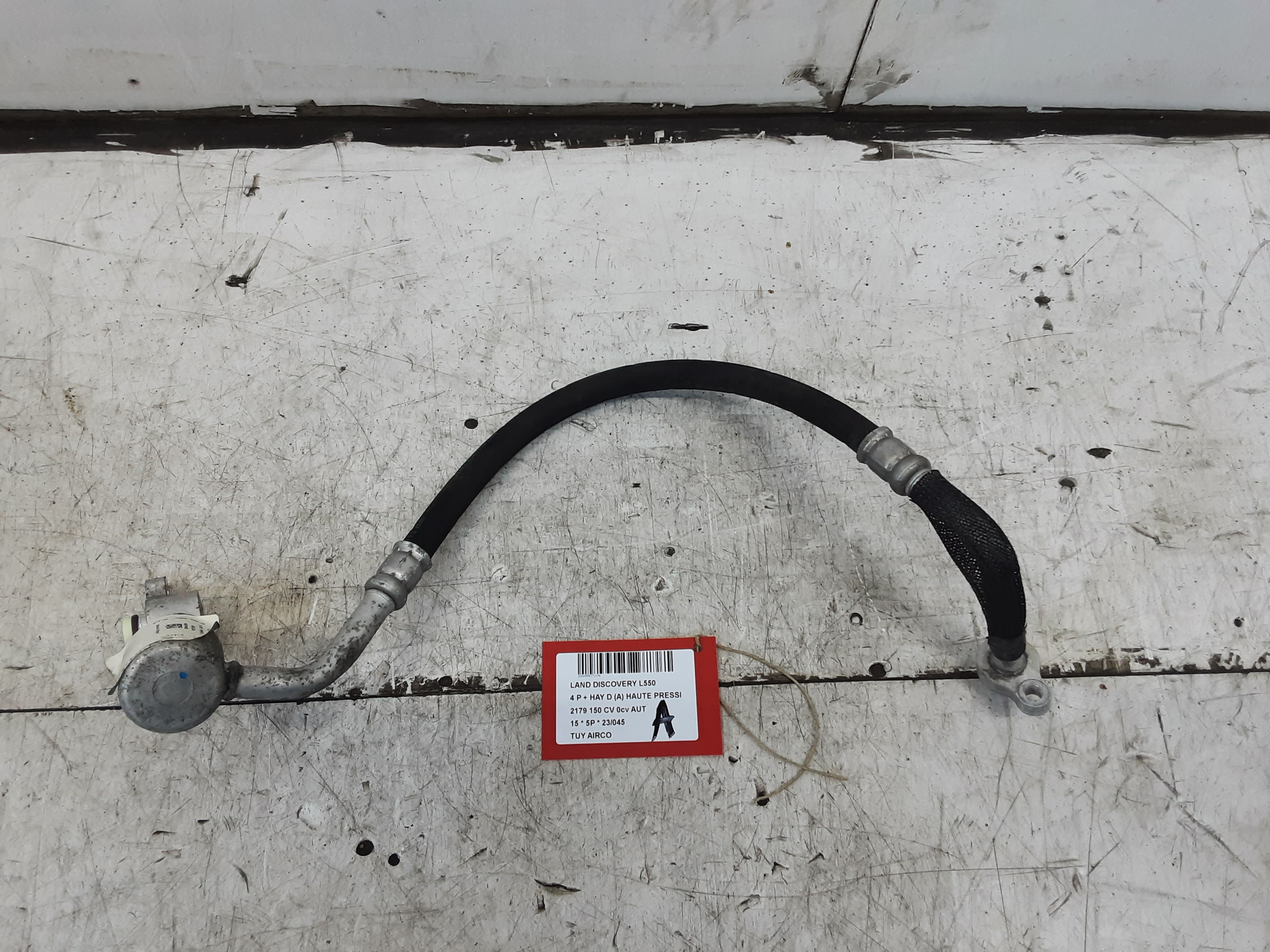 TUYAU D'AIRCO