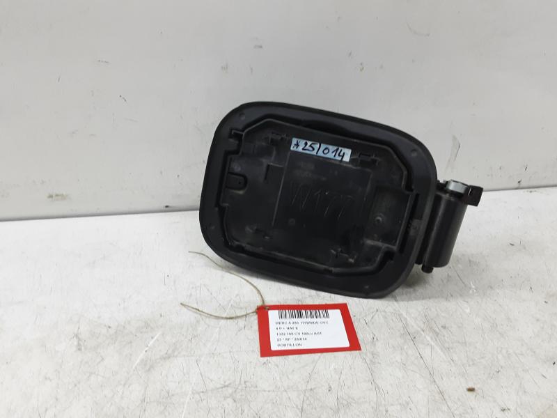 TANK KLEP Mercedes-Benz A W177 18 - 2/23