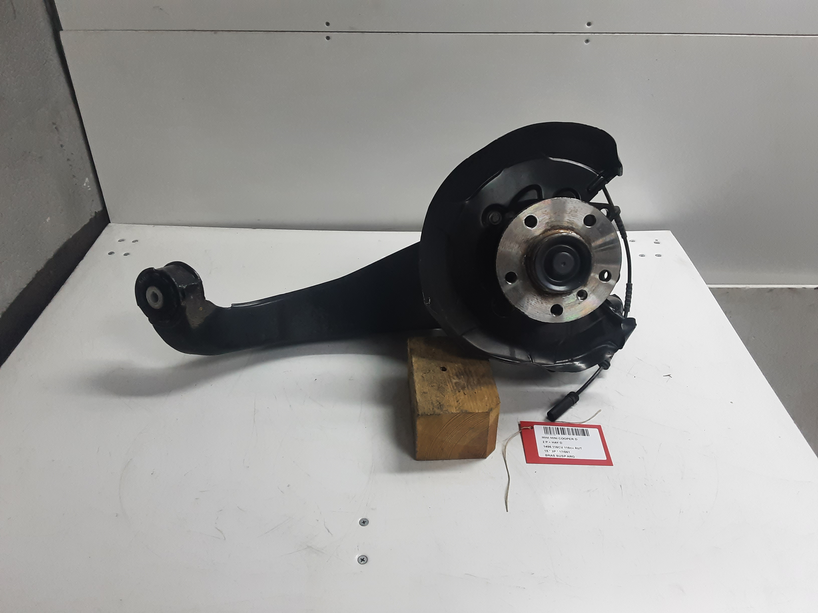 REAR WISHBONE LEFT