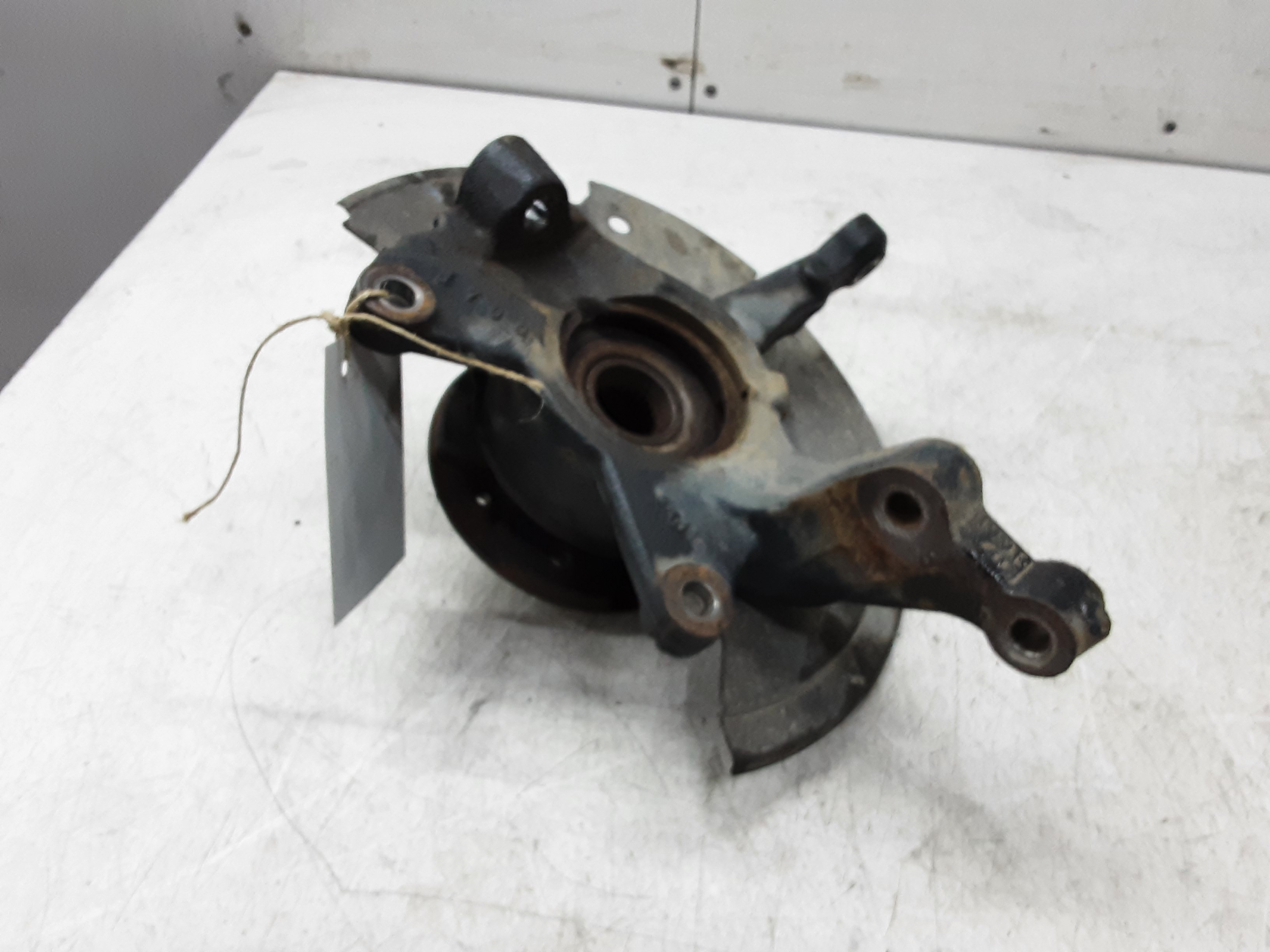 FRONT WHEEL HUB LEFT