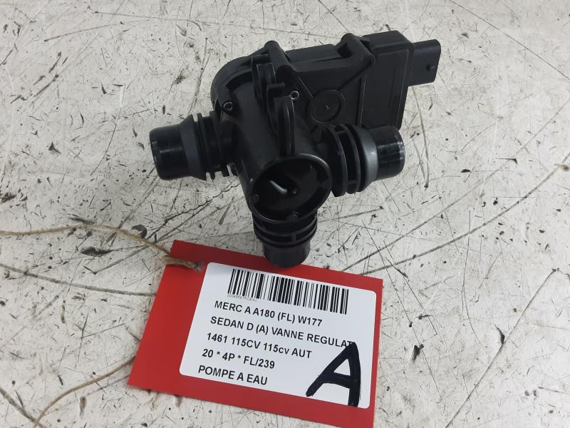 POMPE A EAU Mercedes-Benz A W177 18 - 2/23