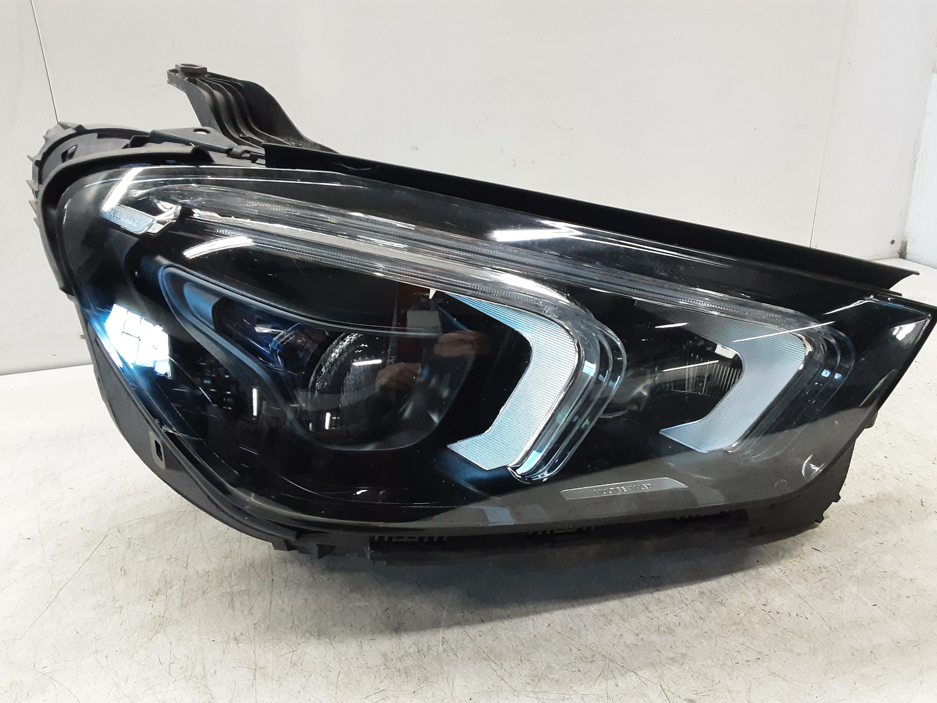 HEADLIGHT RIGHT