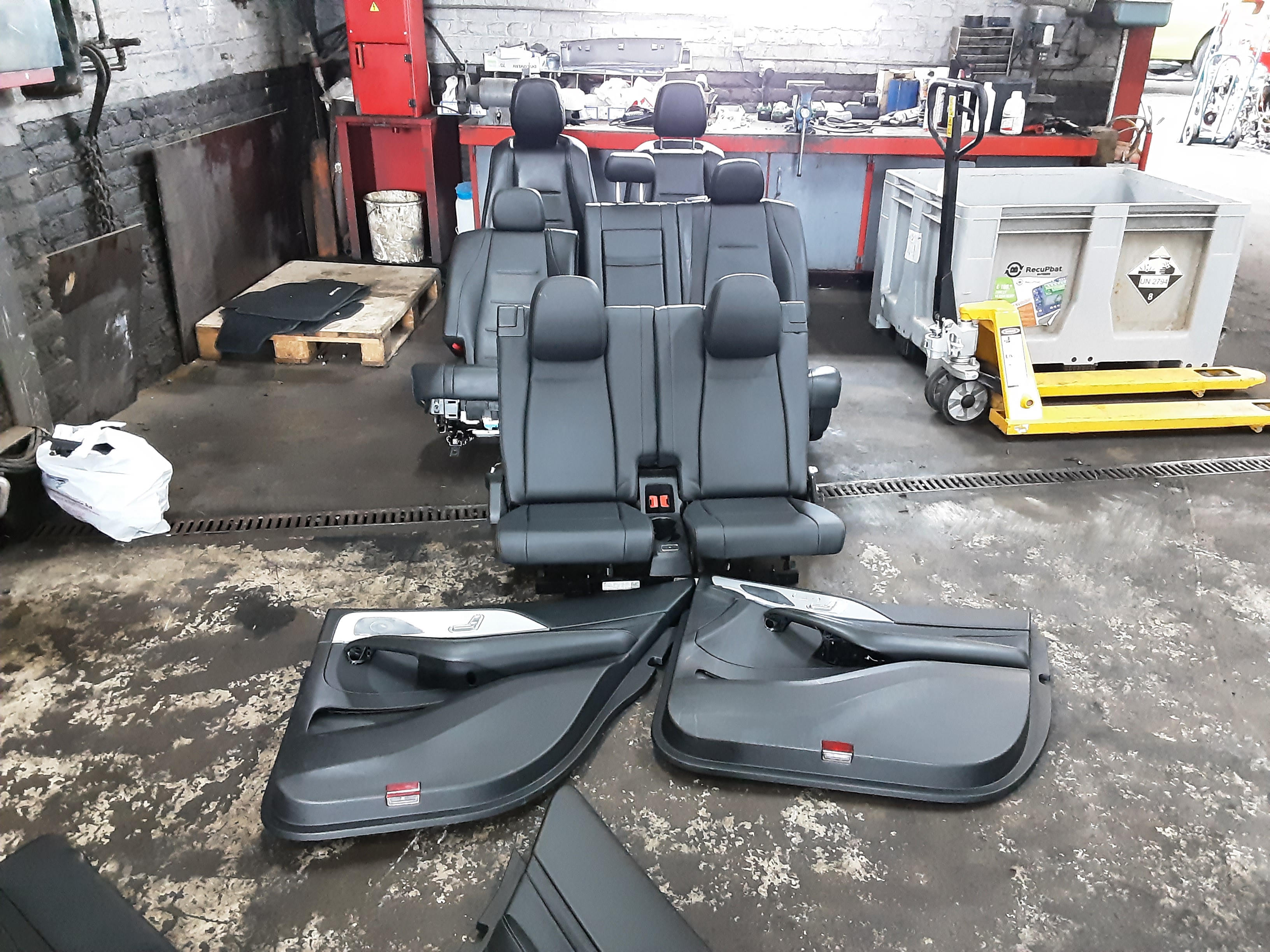 INTERIEUR Mercedes-Benz GLE W167/C167 19+